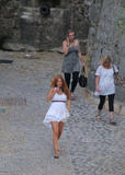th_62627_Preppie_Blake_Lively_out_in_Saint_Paul_de_Vence_in_the_South_of_France_6_122_1044lo.jpg