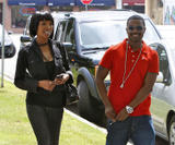 th_18547_celeb-city.org-The_Elder-Brandy_2009-04-13_-_lunch_with_her_brother_Ray-J_at_Toast_in_West_Hollywood_0105_122_108lo.jpg