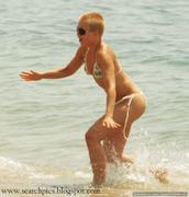 Mena Suvari bikini pics