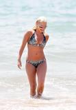 Elisha Cuthbert in new set of bikini candids from Hawaii