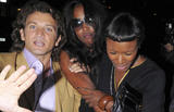 th_48897_Naomi_Campbell_leaving_Cipriani_restaurant_in_Mayfair_25_122_245lo.jpg