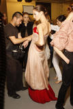 th_48136_High_Quality1_Backstage__Fall-Winter_2008_2009_Womens_Valentino_2906_jpg_122_551lo.jpg