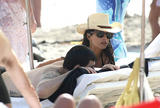 th_50757_Celeb-city_org_Monica_Cruz_ibiza_024_123_72lo.jpg