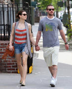 th_73140_celebrity_paradise.com_Jessica_Biel_and_Justin_Timberlake_out_in_NYC_02.05.2010_10_122_871lo.jpg