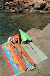 Outdoor Teens - CLOVER - Nudist Beach (x460)-v6jnc5b57k.jpg