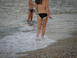 Candid Spy of Sexy Greek Girl On The Beach -64h41fo0yg.jpg